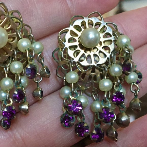 Earrings Vintage Chandelier Gold Pearls Purple Rhi - Picture 9 of 10